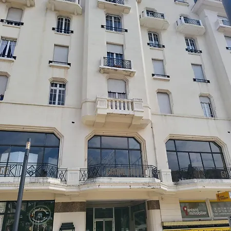 Meuble A Guyon Grand * Châtel-Guyon