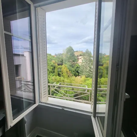 Meuble A Guyon Grand Apartment *